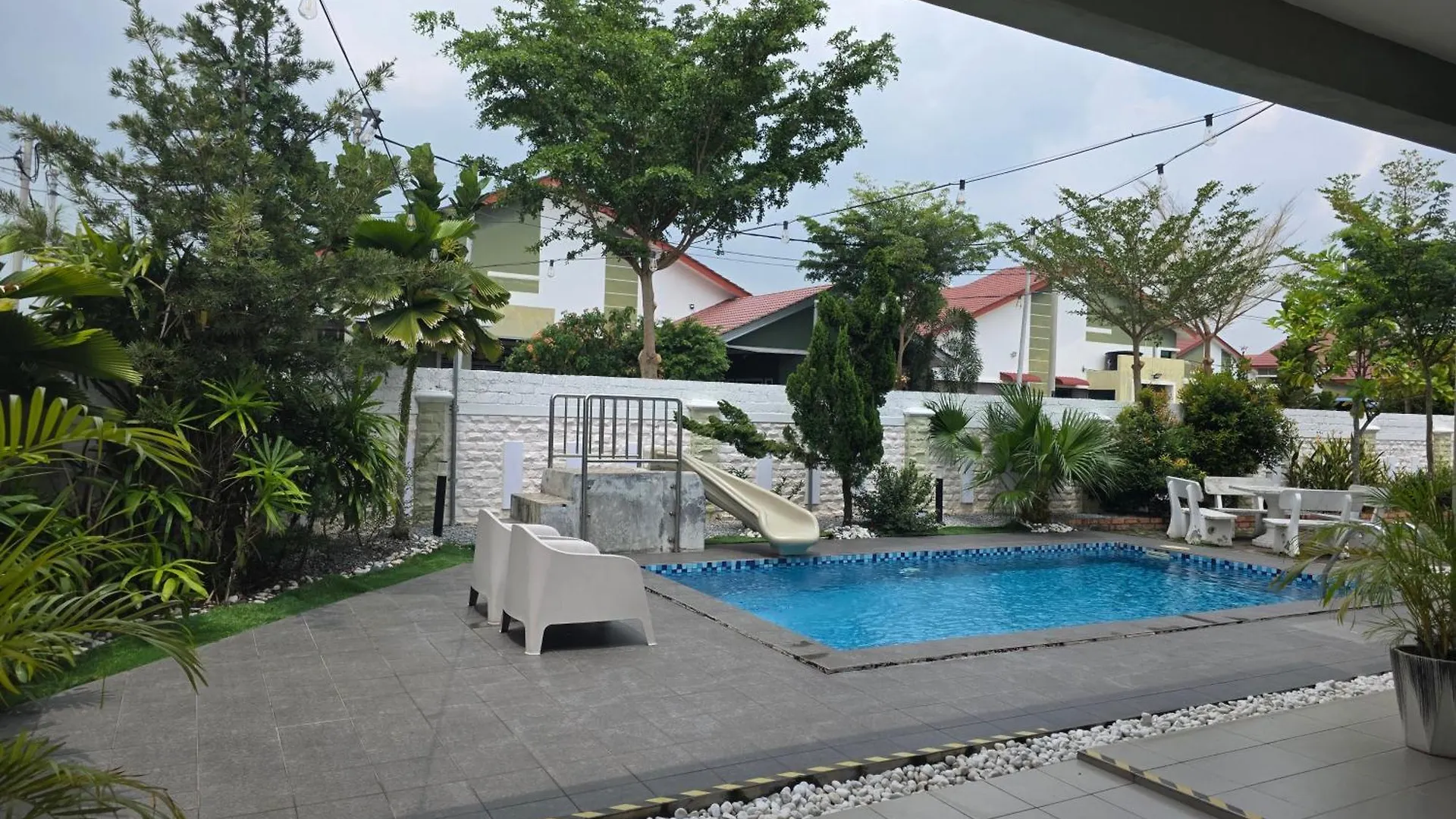 Rooma With Private Pool In Kelebang Kelebang Besar Malaysia